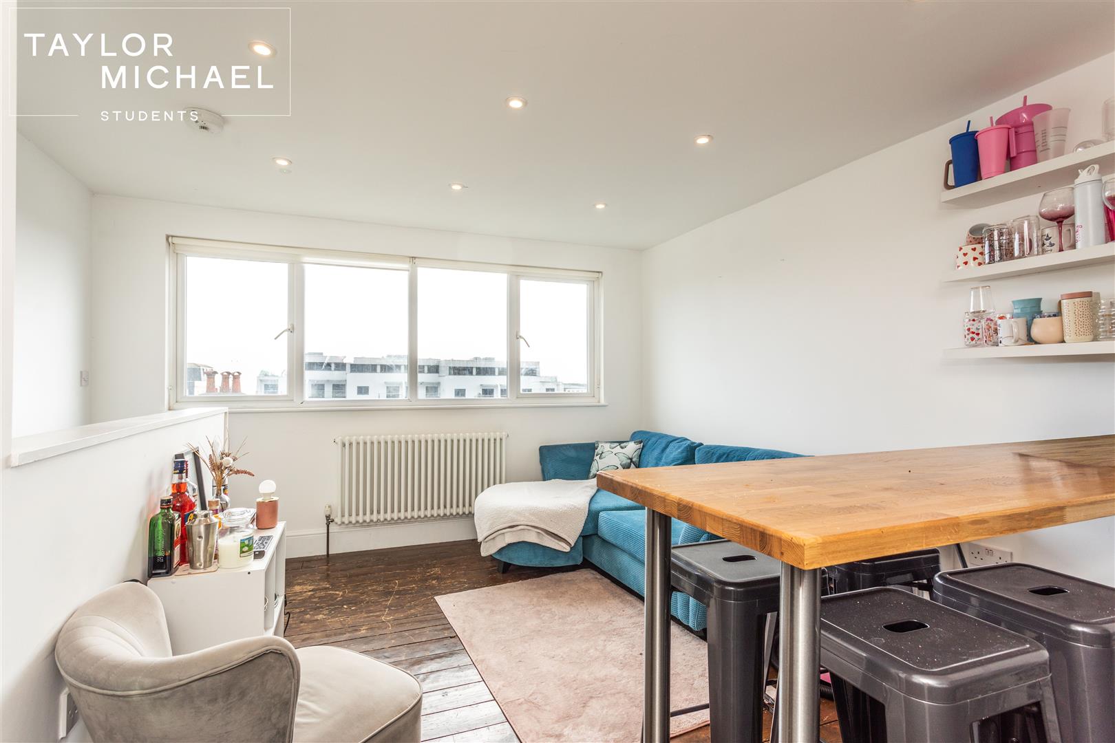 Upper Mais Living Room